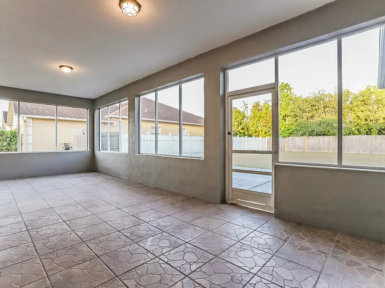 4414 Canopy Ct — Photo 8
