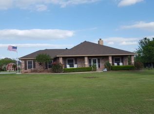 11034 Lakecrest Dr, Sanger, TX 76266