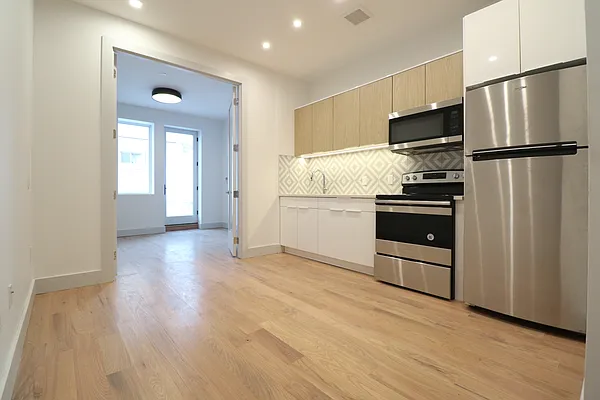 Rented by Lofts and Flats LLC | media 21