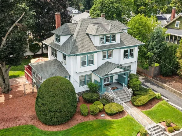 32 Sagamore Ave, Medford, MA 02155