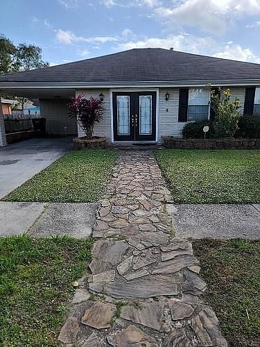 1st image of 3221 Plaza Dr