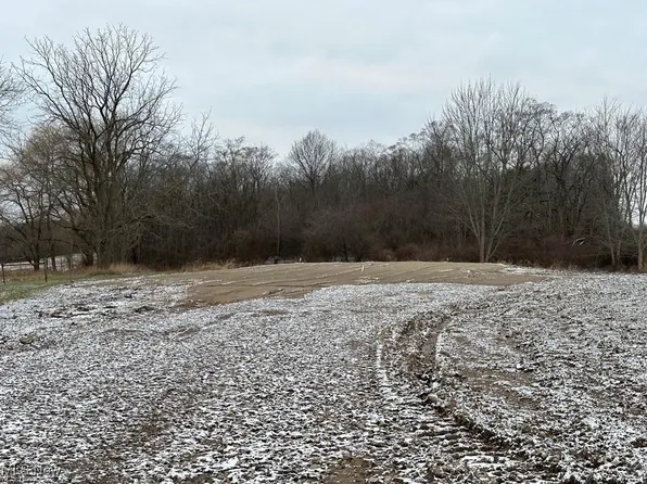 4407 Parks Ave NE, Louisville, OH 44641