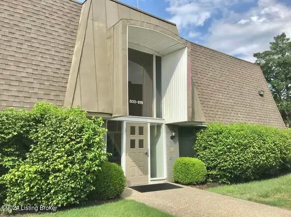 802 La Fontenay Ct, Louisville, KY 40223