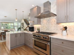 15 Hastings Lndg, Hastings On Hudson, NY 10706