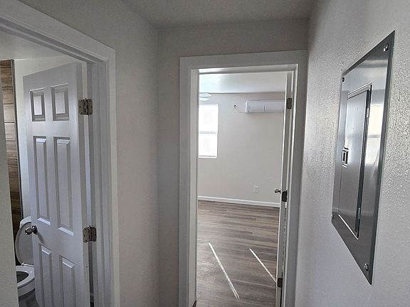 4th image of 780 Clems Rd #5