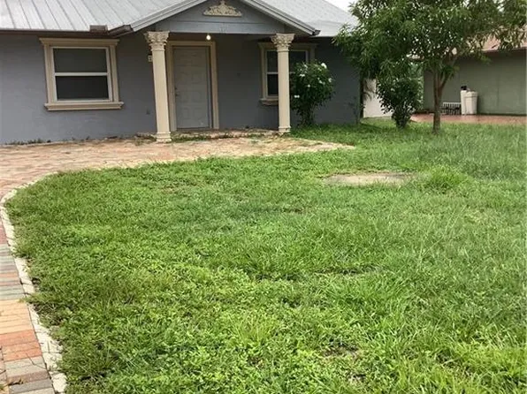 1737 42nd St SW, Naples, FL 34116
