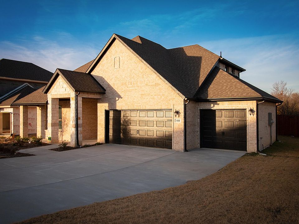 1st image of 444 Wilkerson Ln