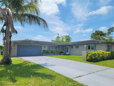 304 Hollywood St, Lehigh Acres, FL, 33936
