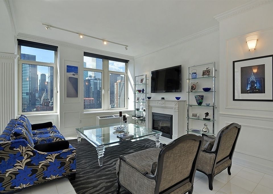 1st image of 400 E 51st St APT 20B