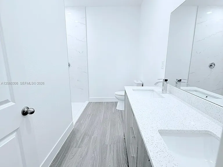 1048 Jay Ct — Photo 5