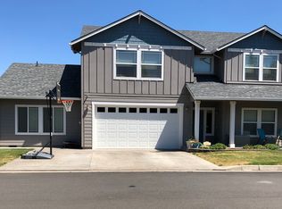 907 Kendal Ln, Hood River, OR 97031