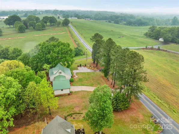 450 Lemmons Rd #4, Mooresboro, NC 28114