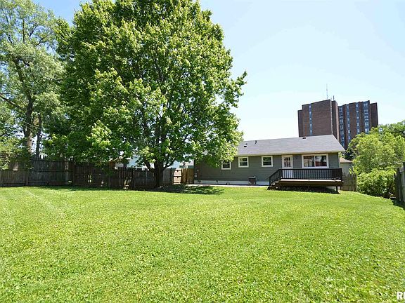 3rd image of 2709 W Millbrook Ct