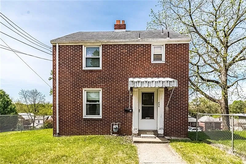 856 Fordham Ave photo 1