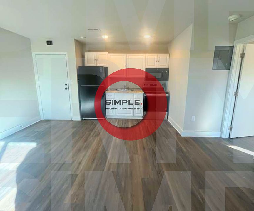 1st image of 38.5 W Lancaster Ave #6