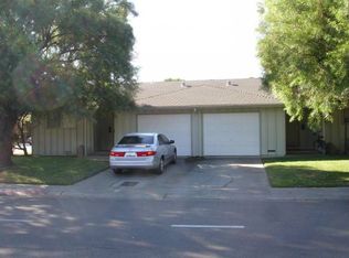 702-704 Villanova Dr, Davis, CA 95616