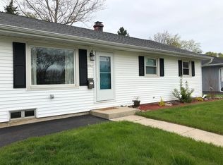 2732 W Florida Ave, Waukegan, IL 60087