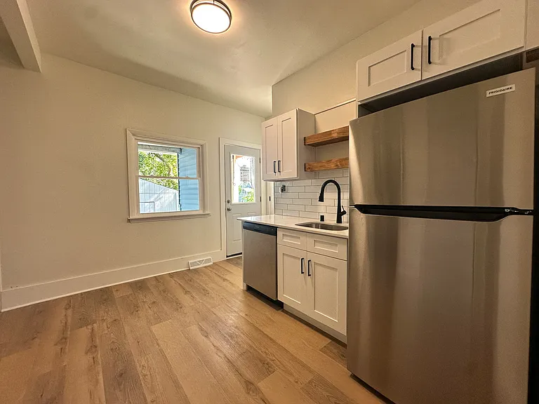 59 E Walworth Ave #1 — Photo 7