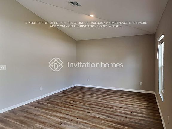 5th image of 853 NE 7th Pl