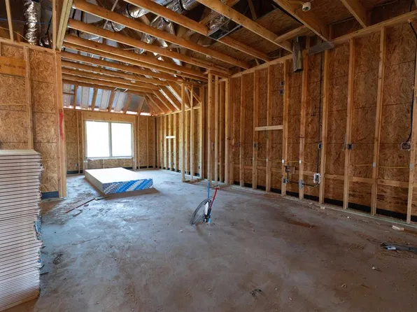 1416 E Deer Meadows Dr, Perkins, OK 74059