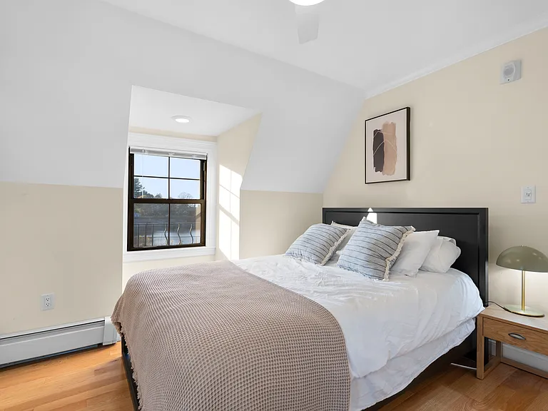124 Commonwealth Ave #4 — Photo 9