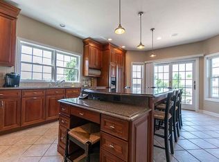 10570 Knickerbocker Ct, Saint John, IN 46373