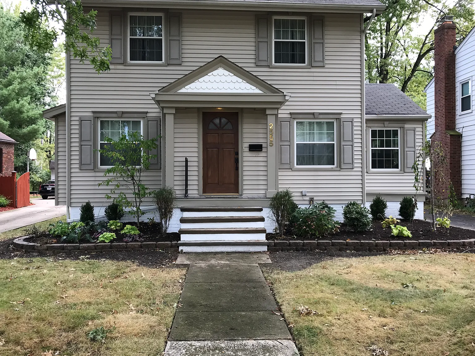 2555 Eaton Rd photo 1