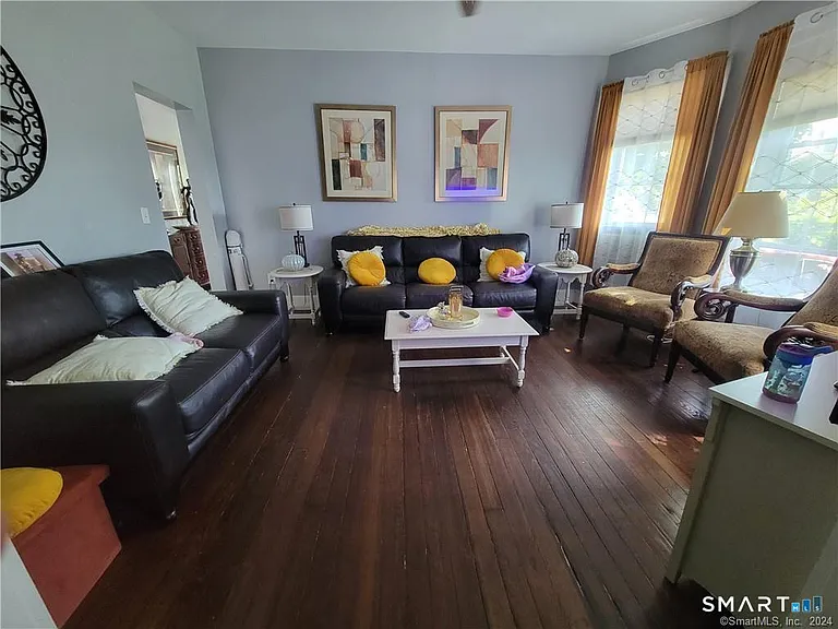 261 Willow St #2 — Photo 3