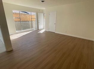 1919 W 36th St, Los Angeles, CA 90018