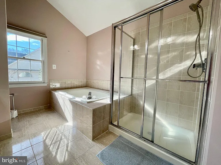 1030 Grand Oak Way — Photo 23