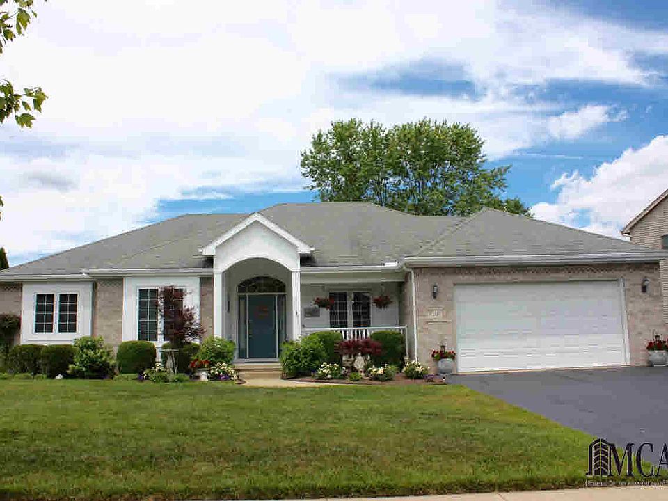 1st image of 7301 Hidden Valley Dr