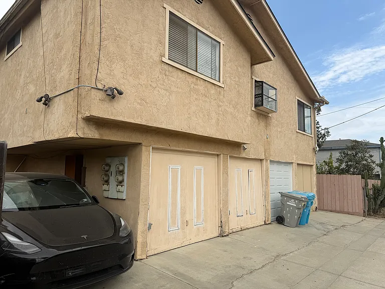 1829 Oliver Ave #2 — Photo 26