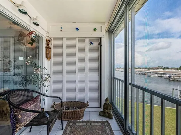 1 Boca Ciega Point Blvd APT 314, Saint Petersburg, FL 33708