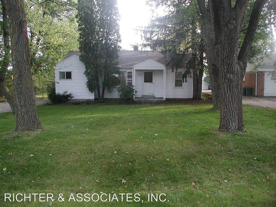 1st image of 34665 Bridgeman St