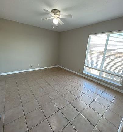 4th image of 6501 E Hill Dr #220-1