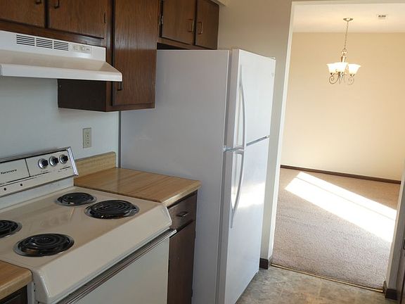 4th image of 124 N Keene St APT D
