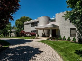 3612 Shoreview Ct, Bloomfield Hills, MI