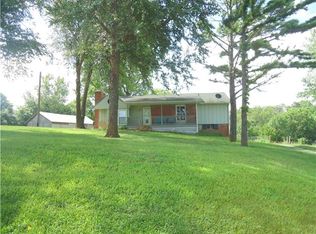 22823 NE 188th St, Holt, MO 64048