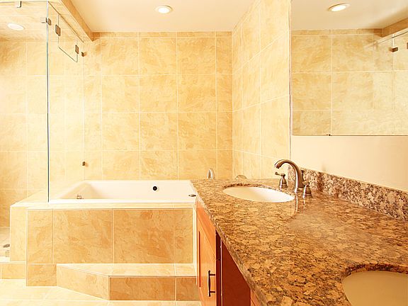5th image of 1410 Millbrae Ave APT 204