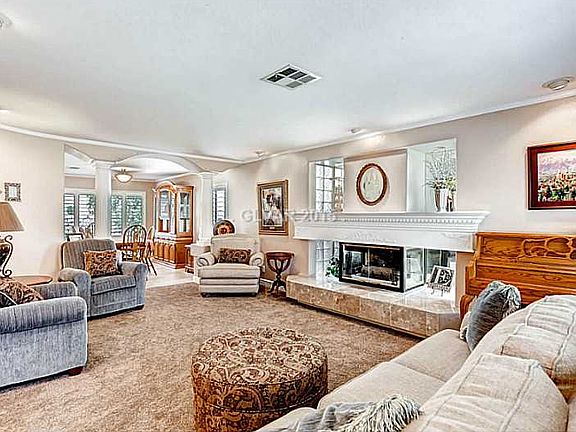 3rd image of 3717 Ferndale Cove Dr