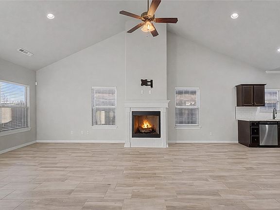 4th image of 6159 W Limerick Way