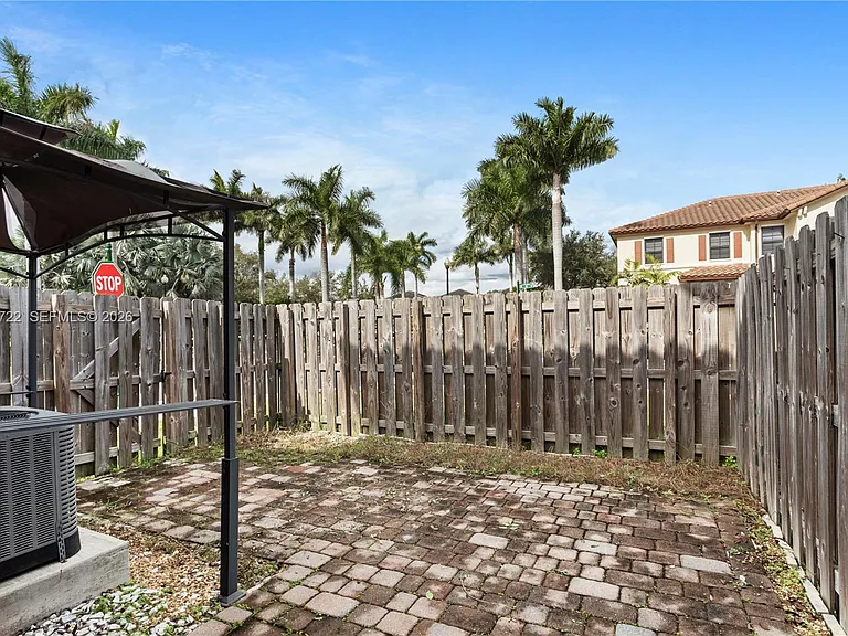 3209 SE 4th Ct #3209 — Photo 22