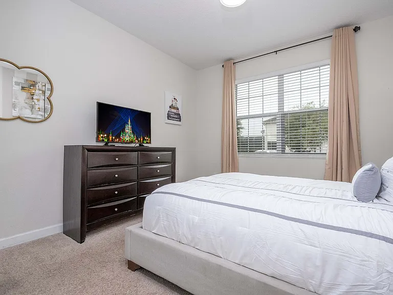 Kings Castle Cir — Photo 9