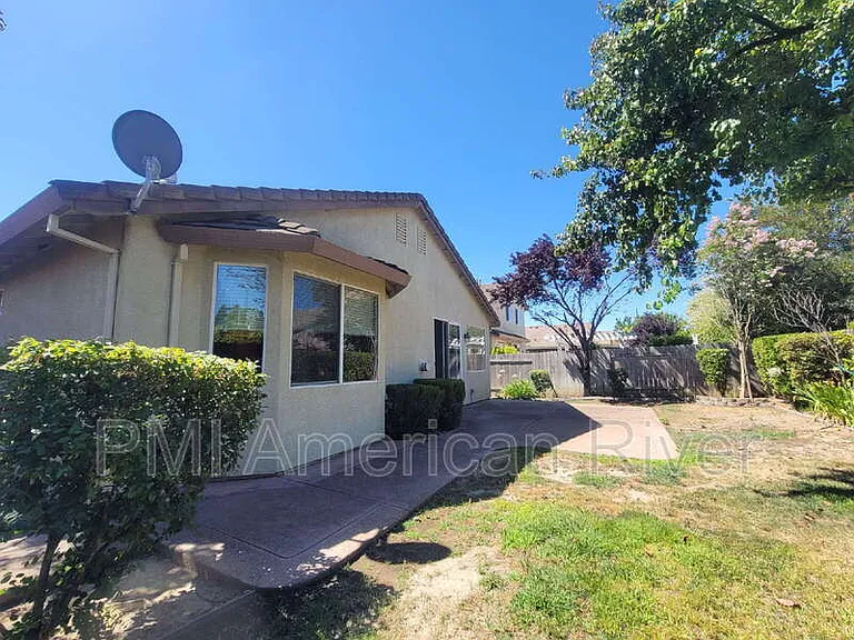 10920 Bellone Way — Photo 19