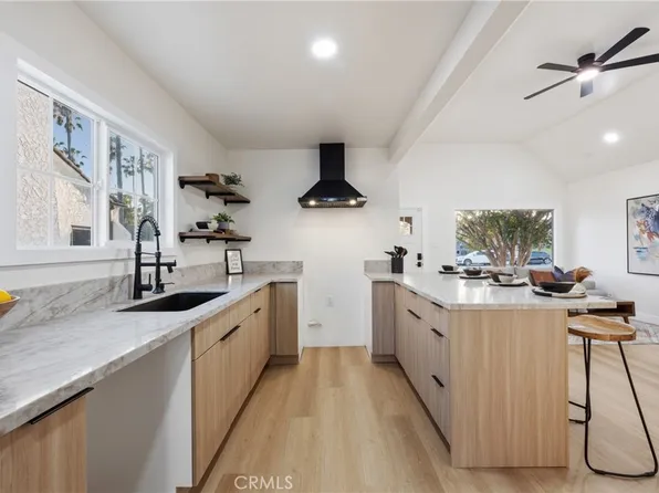 5613 S Rimpau Blvd, Los Angeles, CA 90043