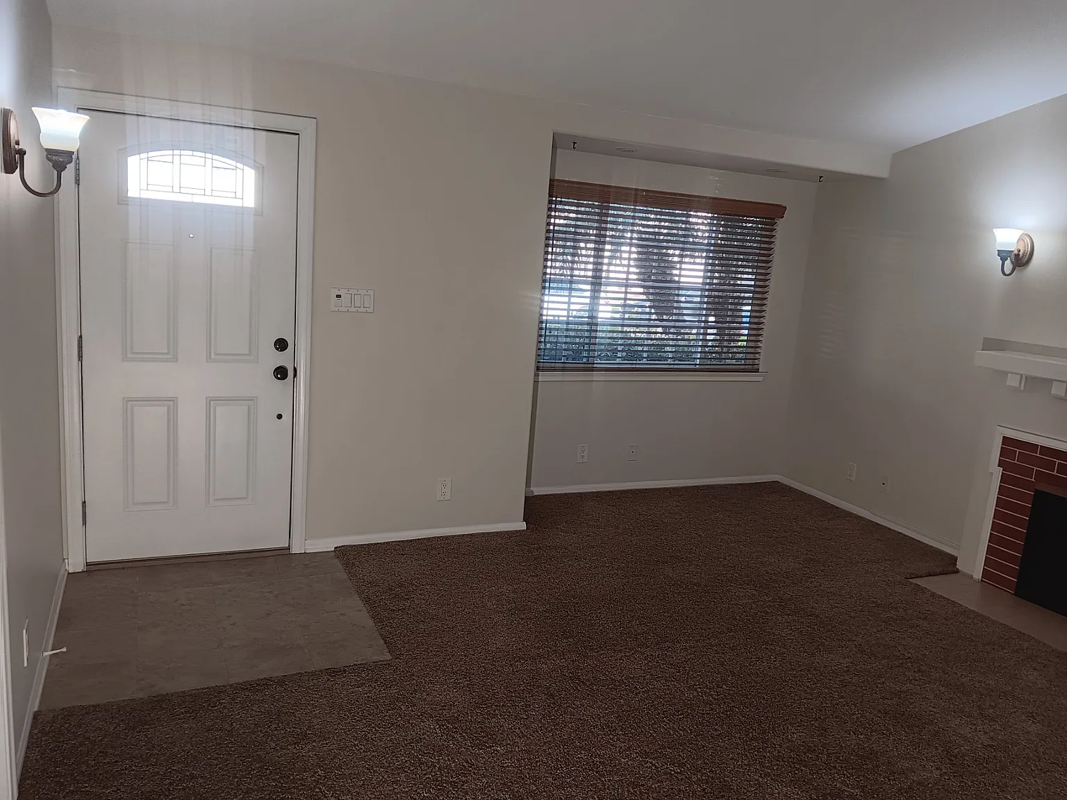 2 bed, 968 sqft, $2,695 — Photo 3