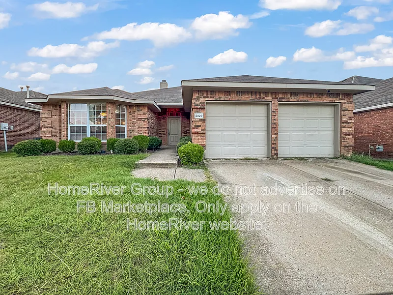2829 Snowy Owl Dr