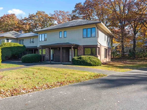 15 Wrisley Court, Essex Junction, VT 05452