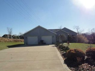 1506 Squire Ridge Dr, Sewickley, PA 15143