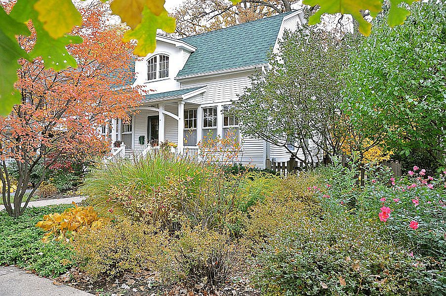 1st image of 212 Wood Ct
